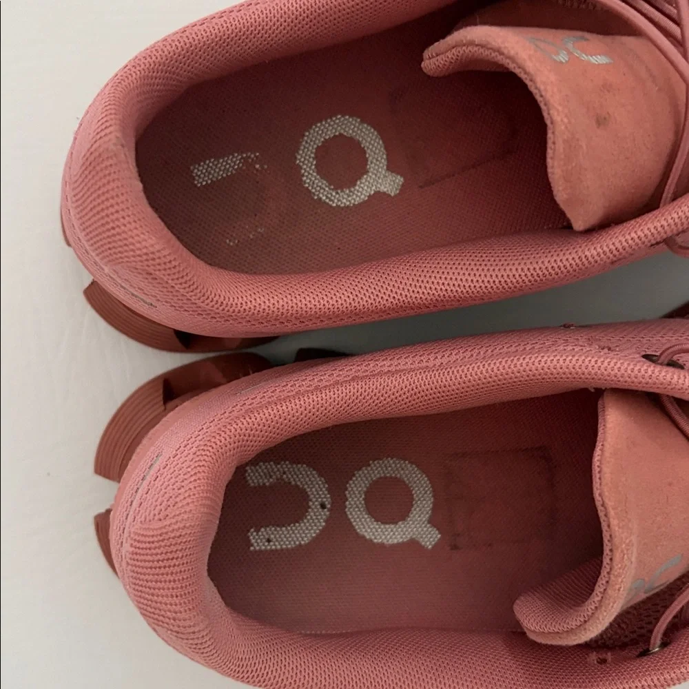 On Cloud 5 Women’s Running Shoes Sneakers Monochrome Rose Speed Laces size 9 - Picture 14 of 15